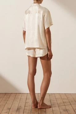 Shona Joy LA LUNE LOUNGE SHIRT SET - CREAM SHORTS & PANTS