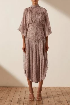 Shona Joy DRESSES PAULETTE LONG SLEEVE OPEN BACK MIDI DRESS