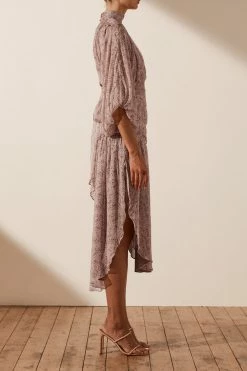 Shona Joy DRESSES PAULETTE LONG SLEEVE OPEN BACK MIDI DRESS