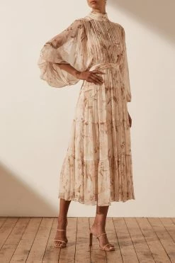 Shona Joy NINA LONG SLEEVE BACKLESS TIERED MIDI DRESS DRESSES