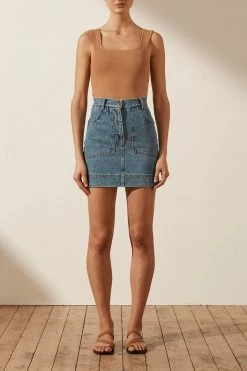 Shona Joy BASIC SQUARE NECK TOP -TAN