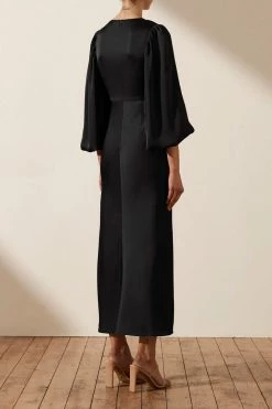 Shona Joy LUXE TWIST FRONT BALLOON SLEEVE MIDI DRESS - ONYX DRESSES