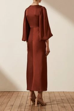 Shona Joy LUXE TWIST FRONT BALLOON SLEEVE MIDI DRESS - SANGRIA