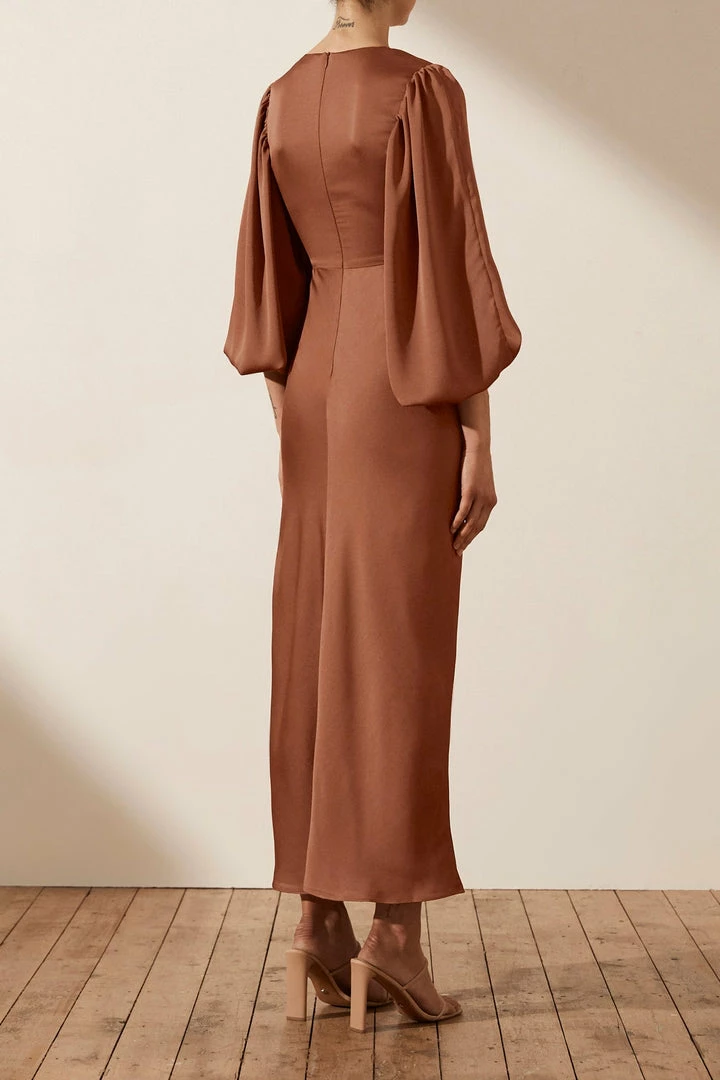 Shona Joy DRESSES LUXE TWIST FRONT BALLOON SLEEVE MIDI DRESS - MOCHA