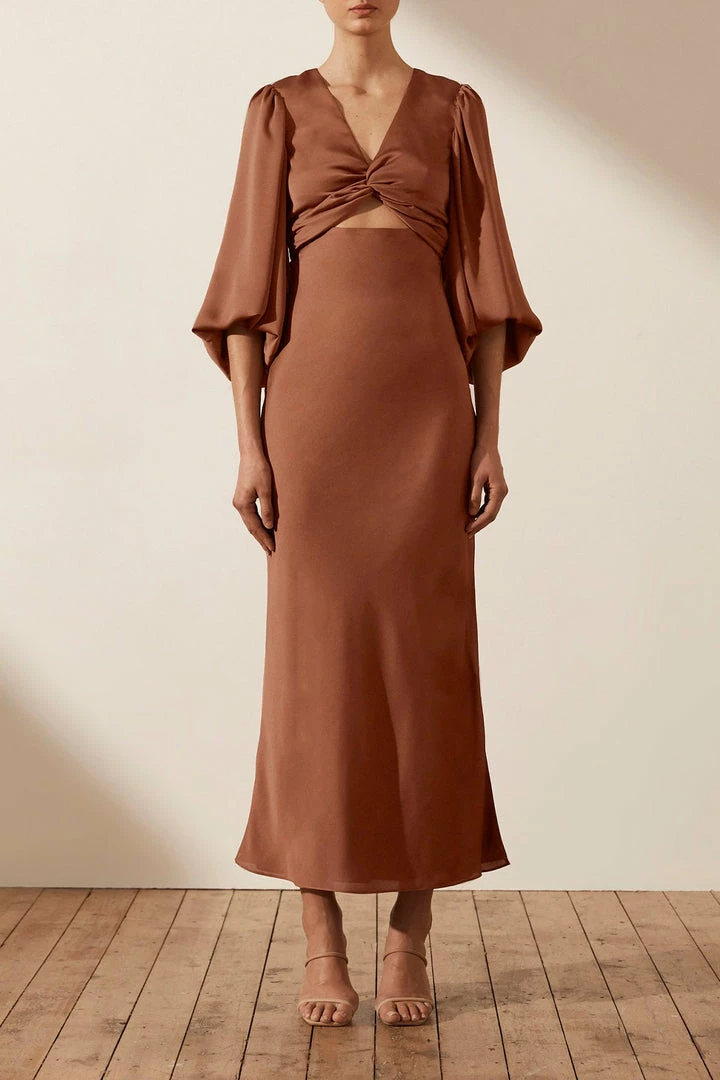 Shona Joy DRESSES LUXE TWIST FRONT BALLOON SLEEVE MIDI DRESS - MOCHA