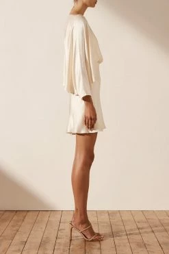 Shona Joy LA LUNE OPEN BACK CURVED SLEEVE MINI DRESS - CREAM