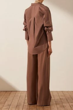 Shona Joy ISABELLA OVERSIZED WIDE CUFF SHIRT - CHESTNUT TOPS