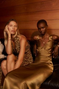 Shona Joy GIORGIA PLUNGED MIDI DRESS - OLIVE OIL