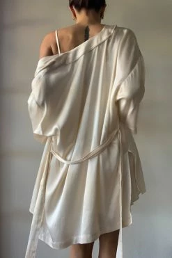Shona Joy LA LUNE LOUNGE ROBE - CREAM