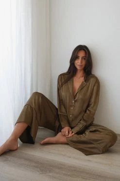 Shona Joy LA LUNE LOUNGE LONG SLEEVE SHIRT SET- WARM OLIVE Wedding