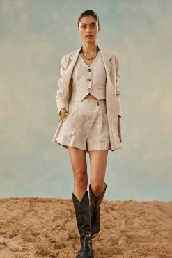 Shona Joy LUNA LINEN ASYMMETRIC SHORT - NATURAL