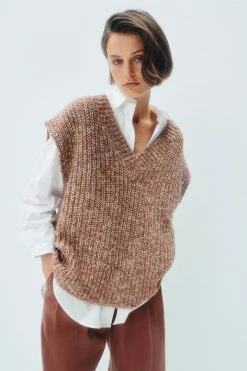 Shona Joy OLIVIA VEST - CHESTNUT/CREAM TOPS