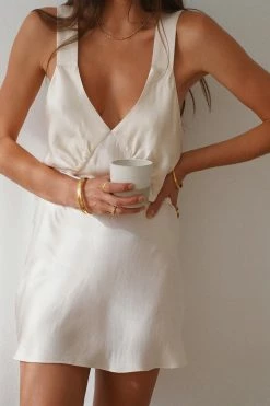Shona Joy DRESSES LA LUNE LOUNGE PLUNGED SLIP DRESS - CREAM