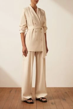 Shona Joy SARA DOUBLE BREASTED BLAZER - CREMA TOPS