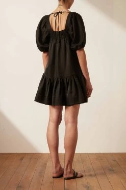Shona Joy BRUNA LINEN SQUARE NECK SHIRRED MINI DRESS - BLACK DRESSES