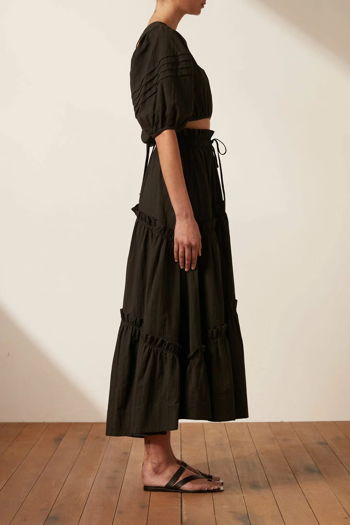 Shona Joy TOPS ELLA SHORT SLEEVE TIE BACK CROP TOP - COAL