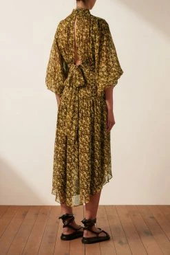 Shona Joy DRESSES CARMELA LONG SLEEVE OPEN BACK MIDI DRESS