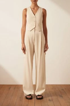 Shona Joy SARA TAILORED FITTED VEST - CREMA