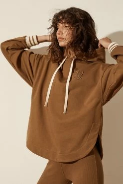 Shona Joy SJ LOGO CURVED HEM HOODIE - CUMIN TOPS