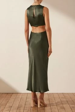 Shona Joy GIORGIA TWIST FRONT SLEEVELESS MIDI DRESS - FOREST DRESSES