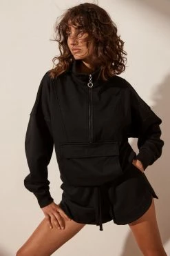 Shona Joy KNITWEAR SJ CURVED HEM SHORT - BLACK